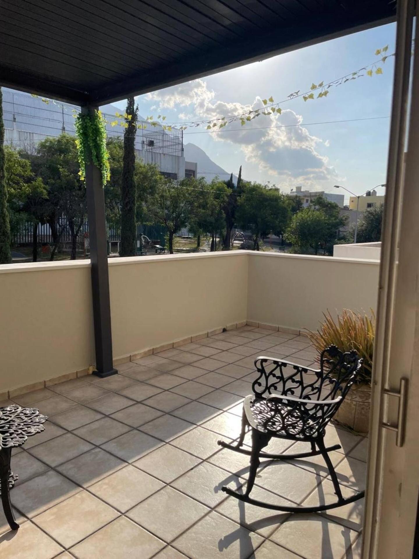 Villa La Casa Rosa Monterrey Exterior foto